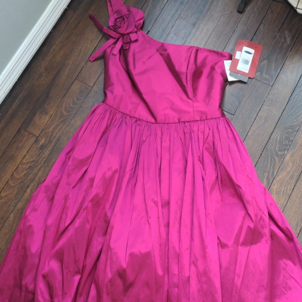One shoulder cocktail dress
